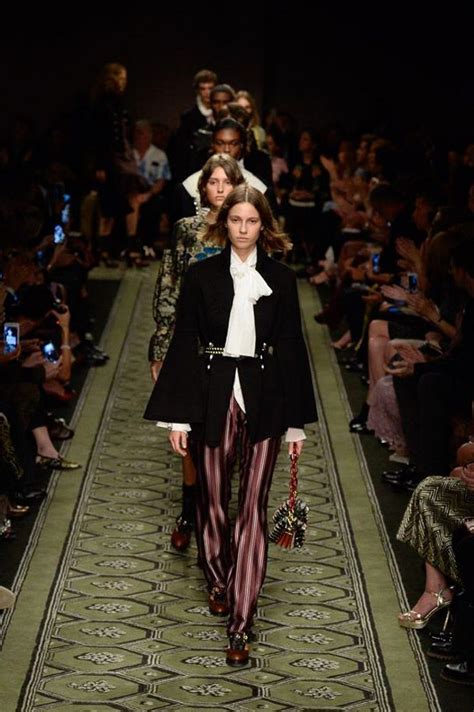 Burberry See Now Buy Now Runway To Retail Christopher Bailey 